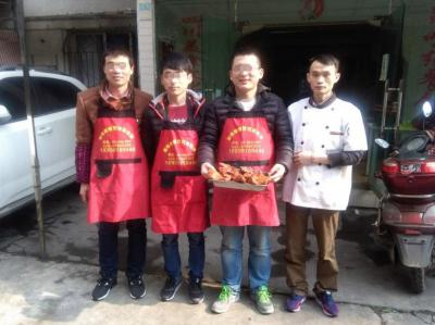  草莓黄片软件做的鹵菜成品