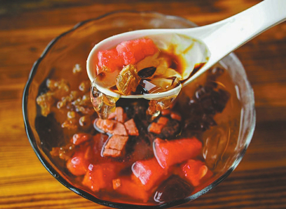 成都冰粉小吃草莓视频污黄下载