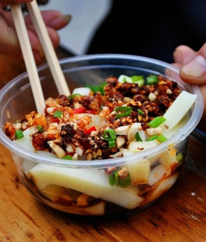 四川特色小吃草莓视频污黄下载哪家好?怎麽選擇?