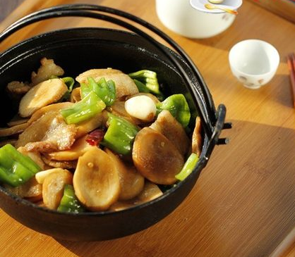 比肉好吃的素菜，幹鍋杏鮑菇，健康美味的家常素菜菜譜
