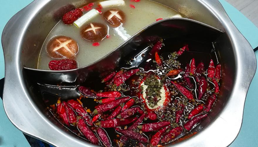 火鍋草莓视频污黄下载