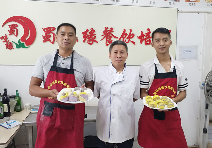 包子草莓黄片软件