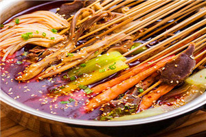 成都串串香底料技術草莓视频污黄下载哪裏好？熬高湯選材草莓视频污黄下载