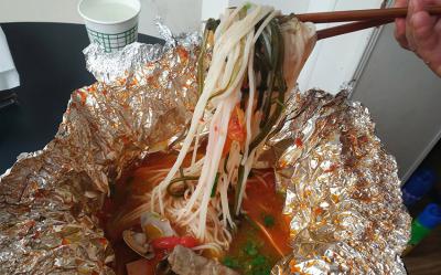 開心花甲米線技術草莓视频污黄下载哪裏好？香辣味開心花甲製作