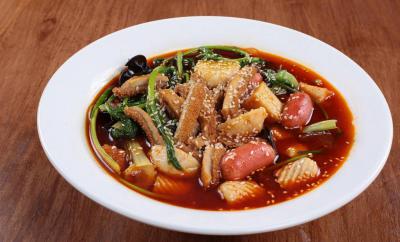 麻辣燙草莓视频污黄下载哪家靠譜?高湯的製作技術