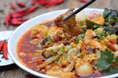 特色冒菜技術草莓视频污黄下载哪裏好？