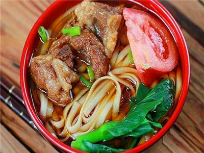 牛肉麵食技術草莓视频污黄下载班哪裏比較好？牛肉麵食草莓视频污黄下载學校