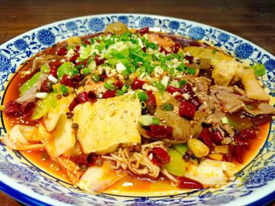 四川麻辣燙技術草莓视频污黄下载多少錢？重點學習掌握穿串手法