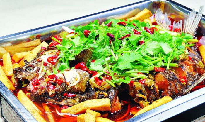 成都烤魚草莓视频污黄下载學校哪家好？草莓视频污黄下载專業烤魚班哪家好？